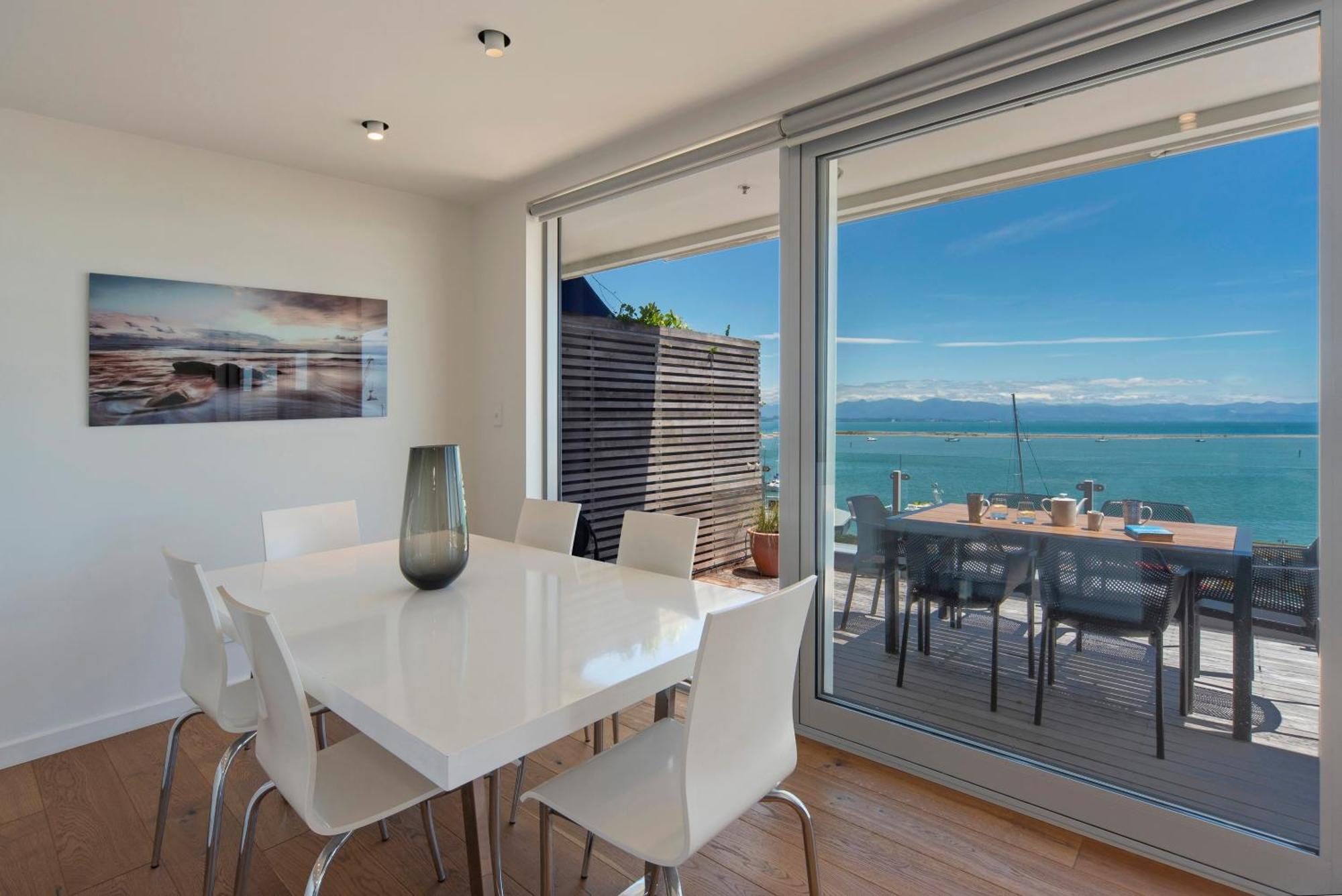 Penthouse 37 - Nelson Waterfront Apartment Exterior photo
