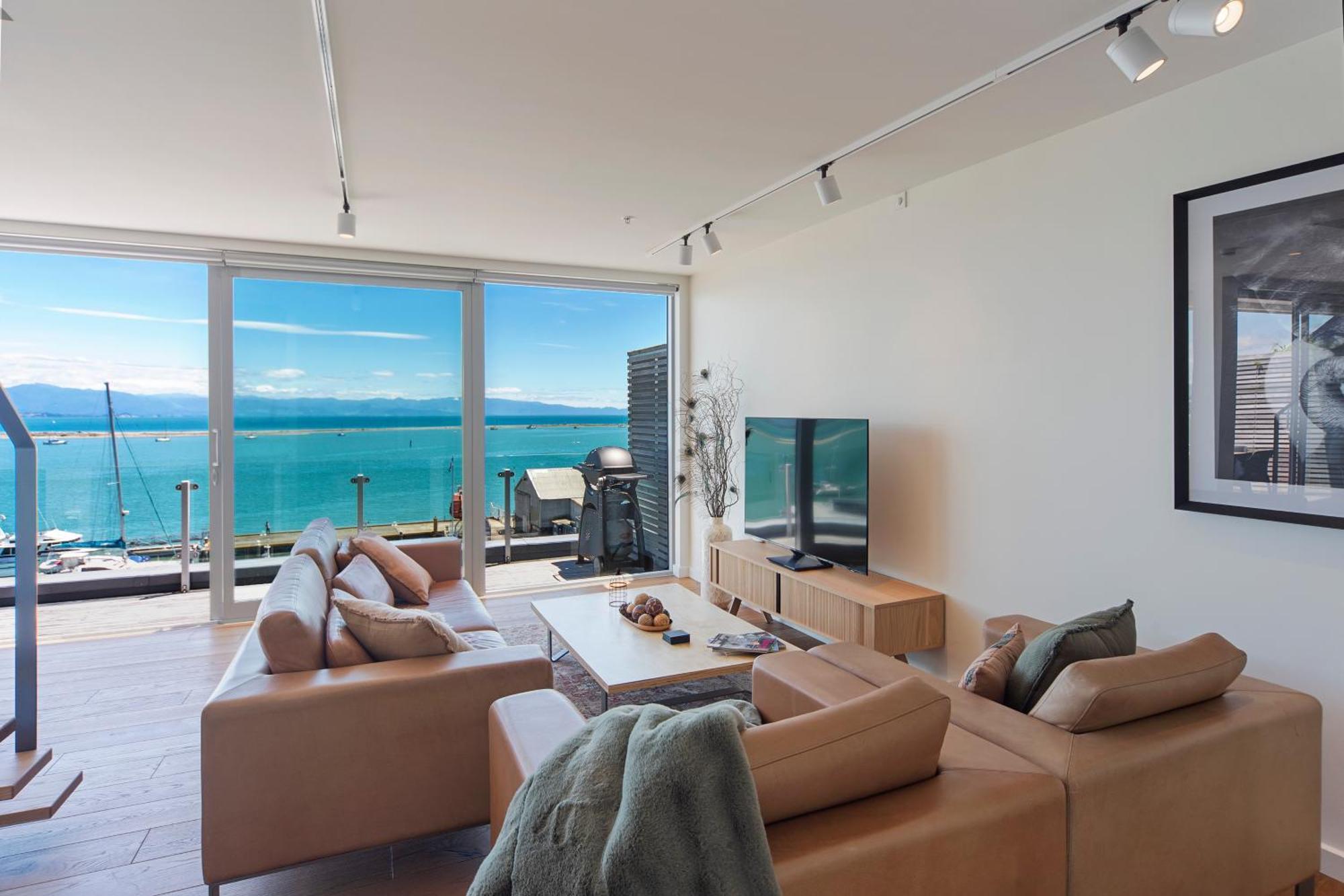 Penthouse 37 - Nelson Waterfront Apartment Exterior photo