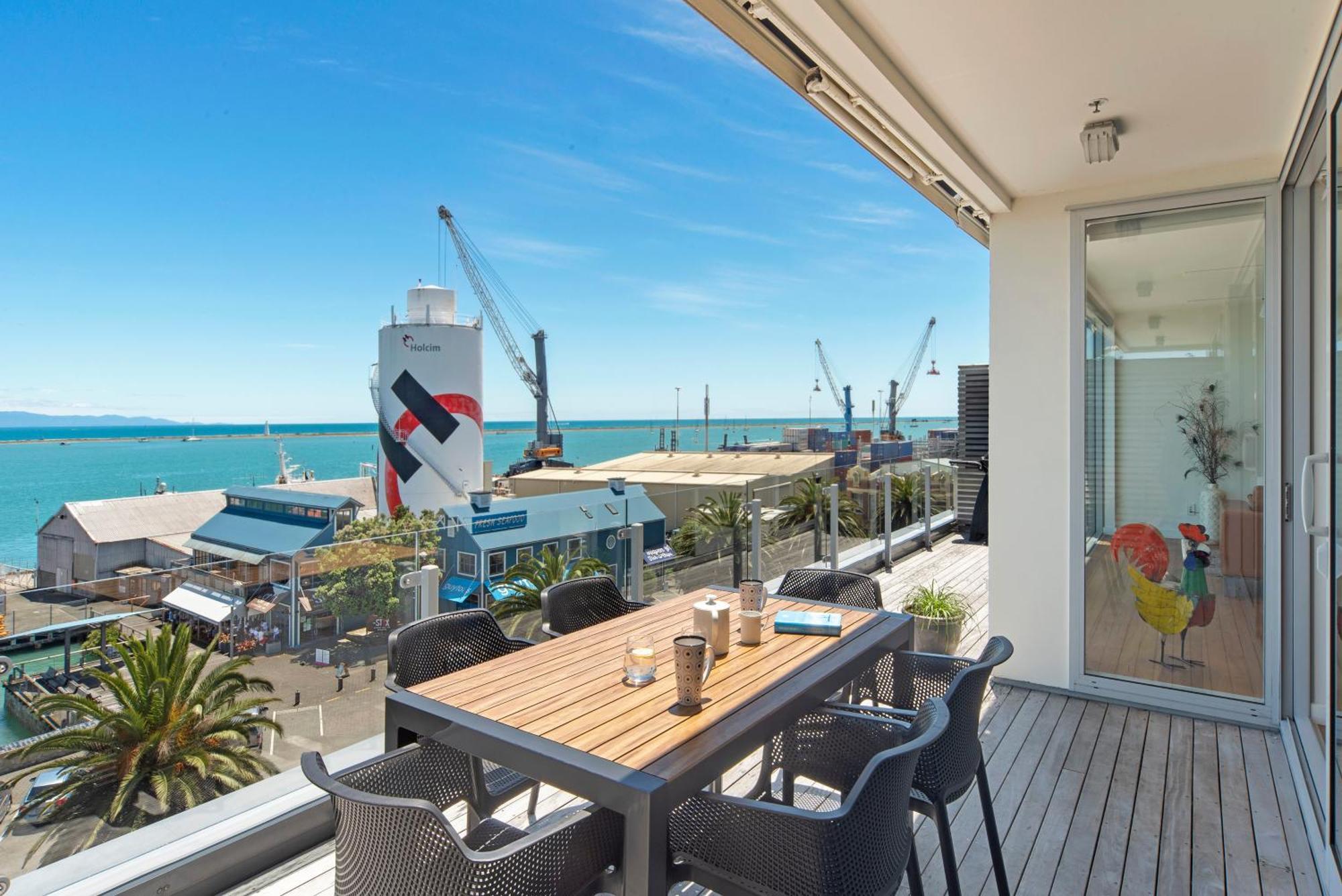 Penthouse 37 - Nelson Waterfront Apartment Exterior photo